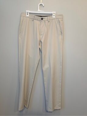 Haggar H26 Men’s Performance Dress Pants  size 34 x 32 in light beige